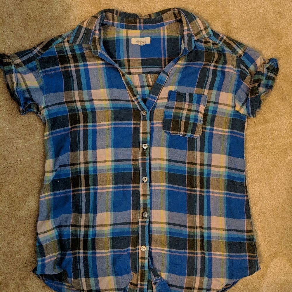 Aerie plaid button down shirt